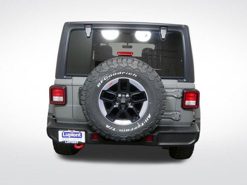 Used 2022 Jeep Wrangler Unlimited Rubicon w/ Dual Top Group image 5