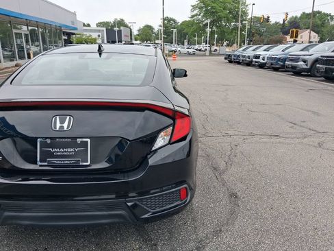 Used 2017 Honda Civic EX-T image 7