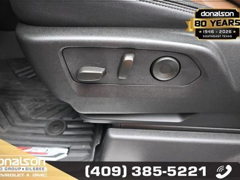 Used 2025 Chevrolet Silverado 2500 High Country w/ High Country Premium Package AWD/4WD image 9