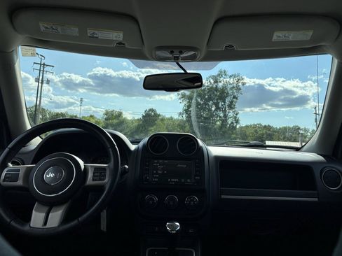 Used 2016 Jeep Patriot 75th Anniversary w/ Power Value Group AWD/4WD image 26