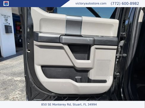 Used 2017 Ford F150 XLT w/ Equipment Group 302A Luxury RWD image 11