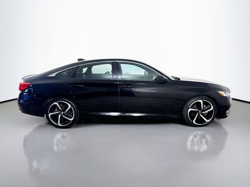 Used 2020 Honda Accord Sport image 11