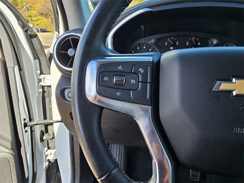 Used 2024 Chevrolet Blazer LT image 23