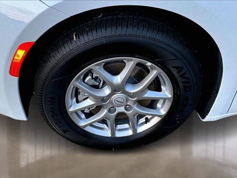 New 2026 Chrysler Voyager LX image 12