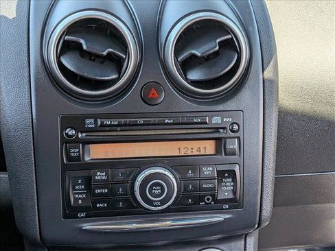 Used 2011 Nissan Rogue S AWD/4WD image 21