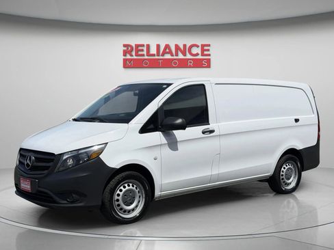 Used 2019 Mercedes-Benz Metris image 1