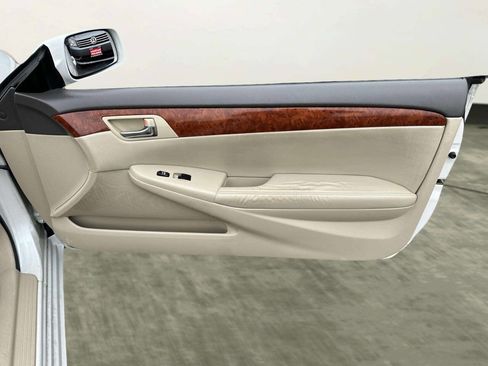 Used 2006 Toyota Solara SLE image 22