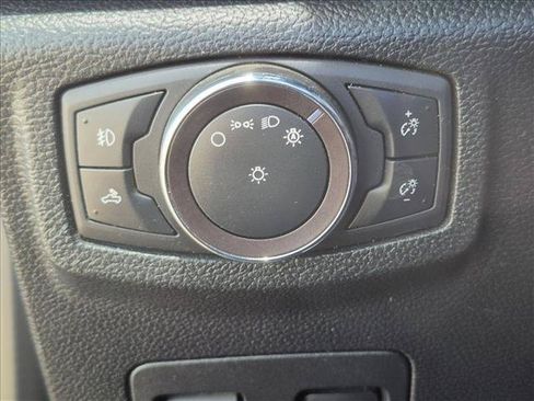 Used 2019 Ford F150 XLT w/ Equipment Group 302A Luxury AWD/4WD image 14