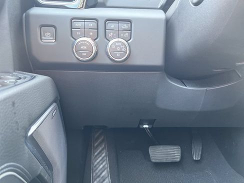 Used 2023 GMC Sierra 1500 Denali AWD/4WD image 18