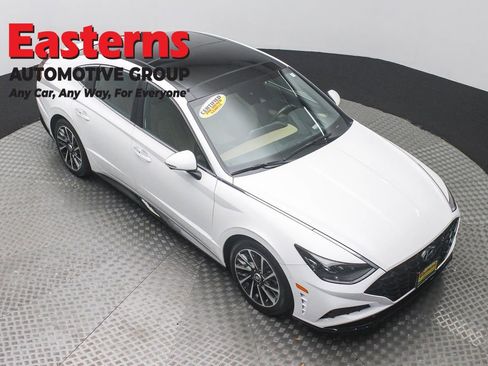 Used 2023 Hyundai Sonata Limited FWD image 3
