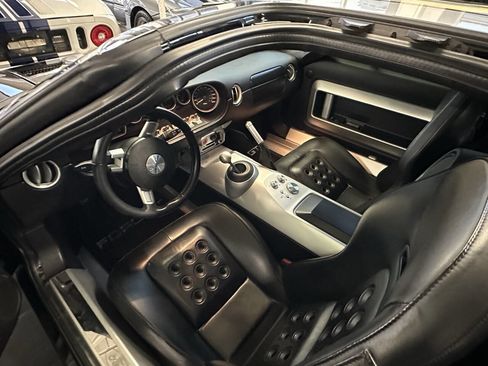 Used 2005 Ford GT image 6