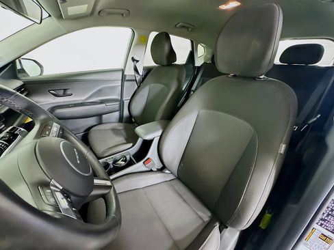 Used 2024 Hyundai Kona SEL FWD image 13