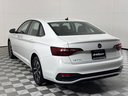 Used 2024 Volkswagen Jetta S image 7