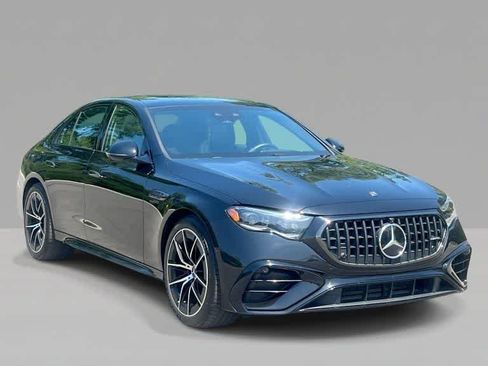 Used 2025 Mercedes-Benz E 53 AMG e 4MATIC Sedan image 2