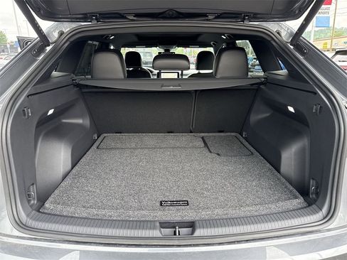 Used 2024 Volkswagen Atlas Cross Sport SEL Premium R-Line image 46