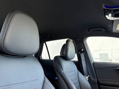 Certified 2026 Mercedes-Benz GLC 300 image 16