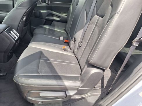 Used 2022 Kia Sorento S w/ Panoramic Sunroof Package image 23