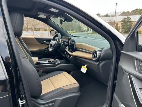 New 2026 Chevrolet Equinox ACTIV w/ Safety and Technology Package FWD image 41