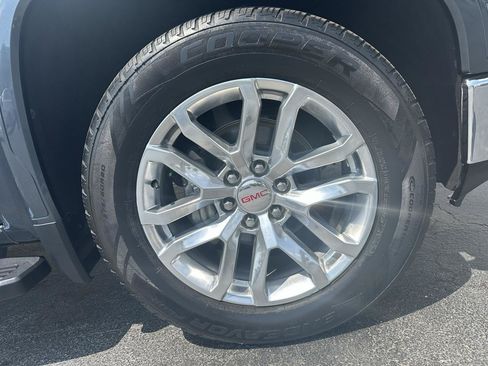 Used 2021 GMC Sierra 1500 SLT w/ SLT Premium Plus Package AWD/4WD image 32