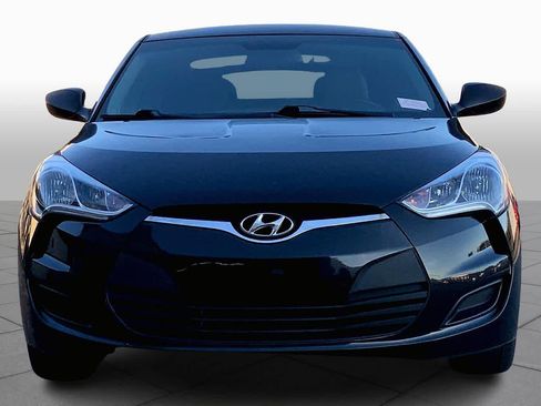 Used 2013 Hyundai Veloster w/Gray Int image 4