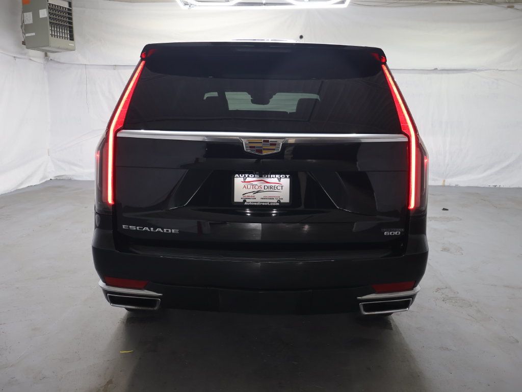 Used 2022 Cadillac Escalade Premium Luxury AWD/4WD image 6