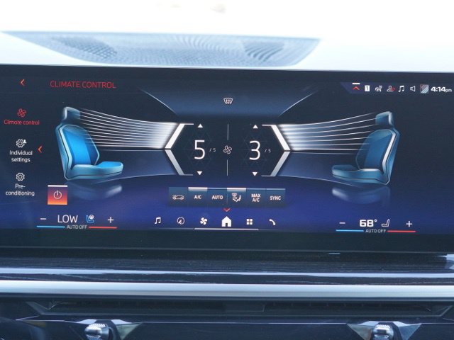 Used 2025 BMW X5 M60i AWD/4WD image 29