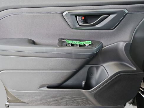 New 2026 Subaru Forester Premium AWD/4WD image 31