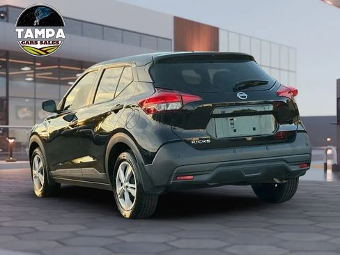 Used 2020 Nissan Kicks S image 7