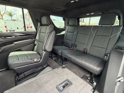 Used 2024 Cadillac Escalade V w/ LPO, ONYX Package AWD/4WD image 41