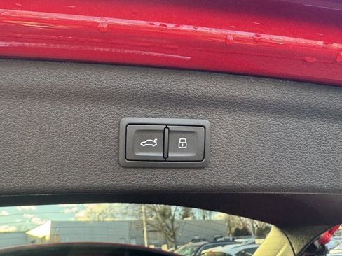 Used 2023 Audi Q3 2.0T Premium Plus w/ Premium Plus Package image 34