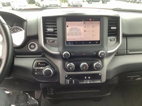 Used 2024 RAM 2500 Big Horn w/ Bed Utility Group image 17