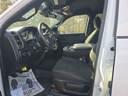 Used 2025 RAM 2500 Tradesman image 14