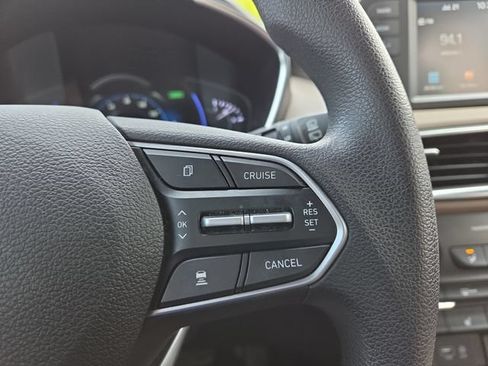 Used 2020 Hyundai Santa Fe SEL FWD image 18