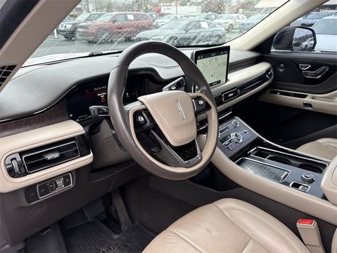 Used 2022 Lincoln Aviator Reserve w/ Equipment Group 201A image 13