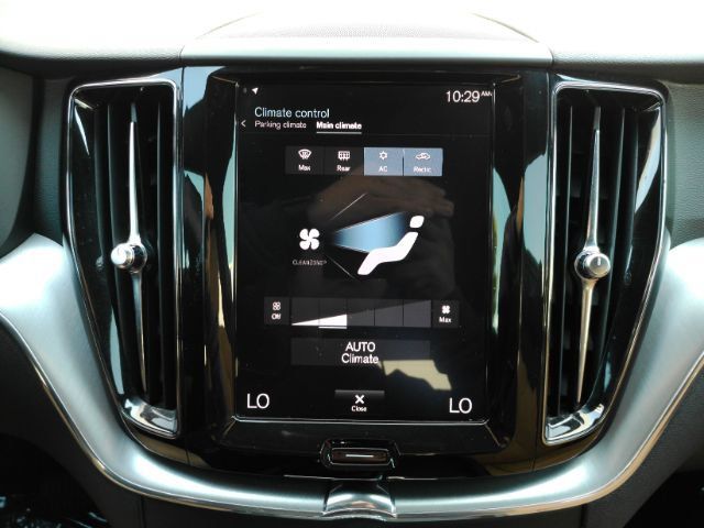 Used 2019 Volvo XC60 T5 Momentum w/ Premium Package FWD image 43