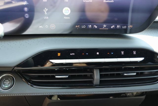 New 2026 Buick Enclave Avenir FWD image 24