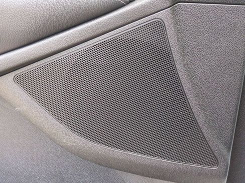 Used 2019 Kia Sorento L FWD image 16