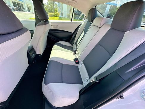 Used 2026 Toyota Corolla LE FWD image 22