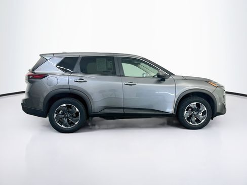 Used 2025 Nissan Rogue SV AWD/4WD image 10