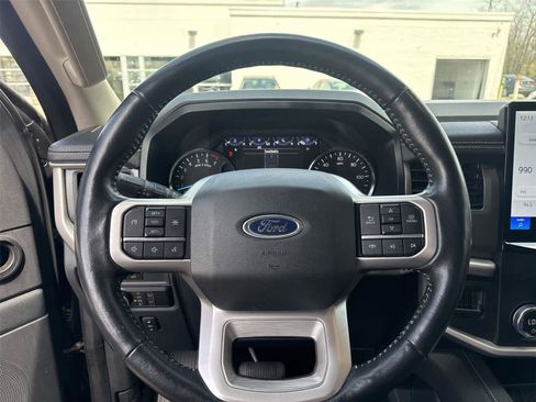 Used 2022 Ford Expedition XLT AWD/4WD image 17