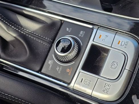 Used 2021 Kia Telluride SX w/ SX Prestige Package image 46