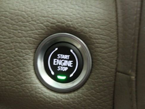 Used 2021 GMC Yukon Denali image 25