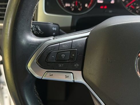 Used 2021 Volkswagen Atlas Cross Sport SE AWD/4WD image 21