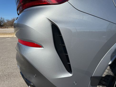 Used 2026 BMW X6 M60i w/ Climate Comfort Package image 55