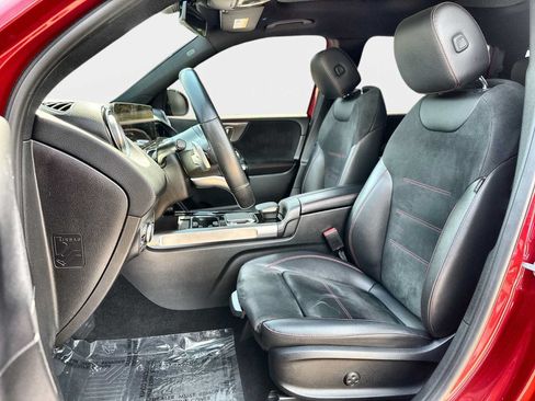 Used 2020 Mercedes-Benz GLB 250 image 11