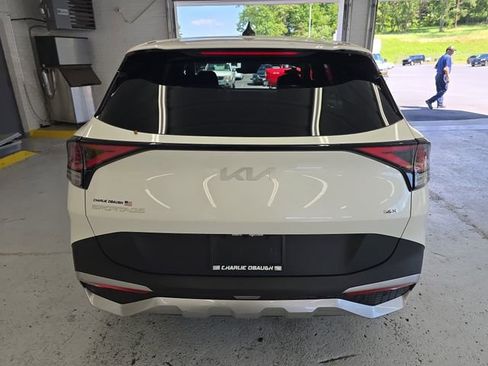 Certified 2024 Kia Sportage LX AWD/4WD image 4