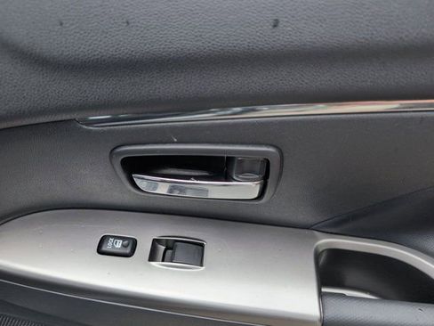 Used 2025 Mitsubishi Outlander Sport AWD image 33