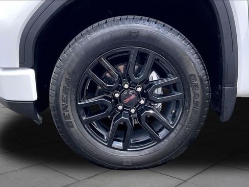Used 2025 GMC Sierra 1500 Elevation w/ Elevation Premium Package AWD/4WD image 11