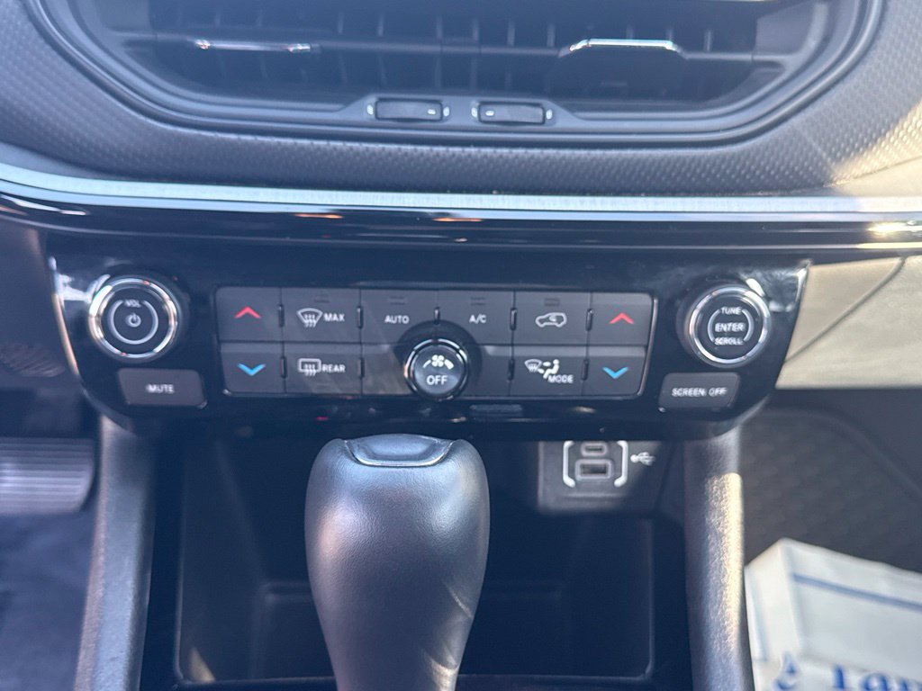 Used 2025 Jeep Compass Trailhawk AWD/4WD image 26