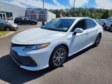 Used 2023 Toyota Camry XLE image 3